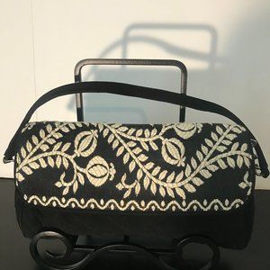 Chain Shoulder Bag - Black/Cream